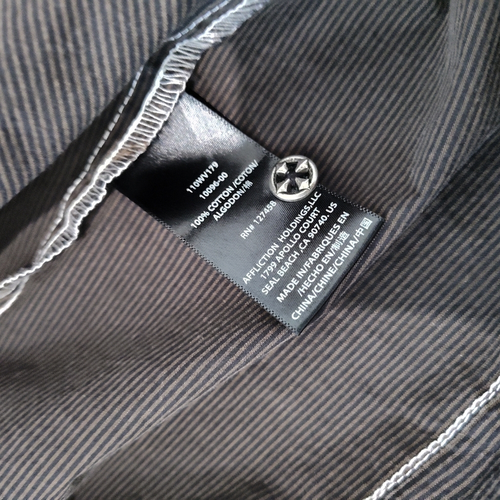 AFFLICTION BUTTON DOWN SHIRT - image 9